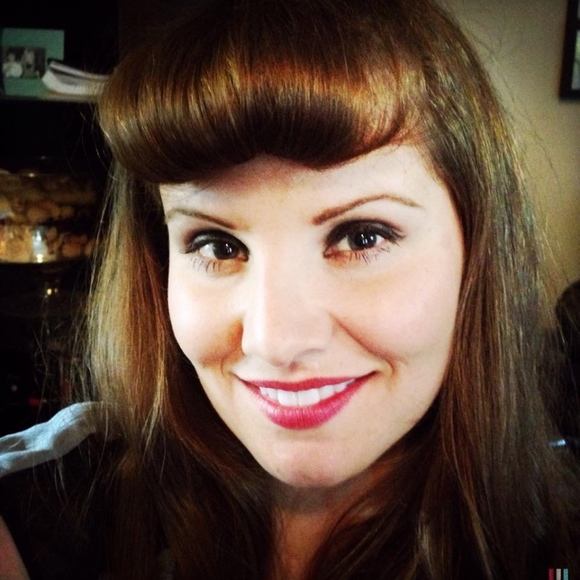 Meet your Posher, Elizabeth - Picture 1 of 1